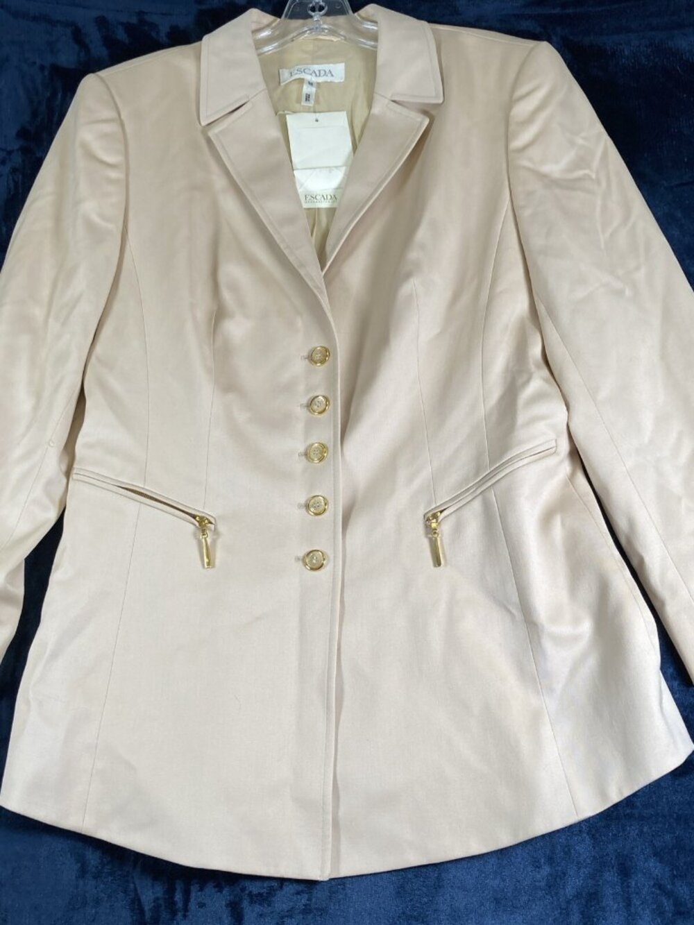 NWT Escada Camel Wool Blend Blazer Jacket Gold Buttons Zippers Size 38